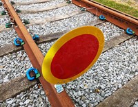 Magnetic stop sign Red/Yellow