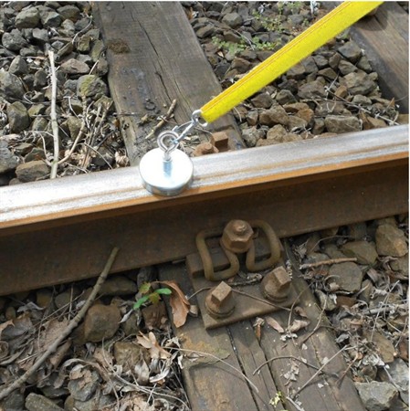 Magnet with eyelet, 2 pcs, 110 kg