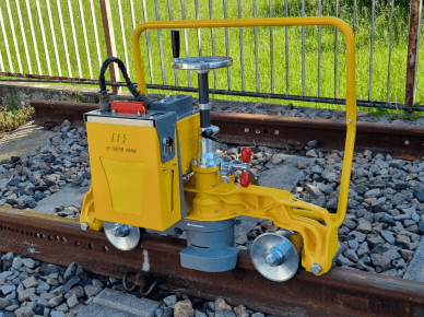 RAIL PROFILE GRINDING MACHINE BATTERY POWERED e-MPR